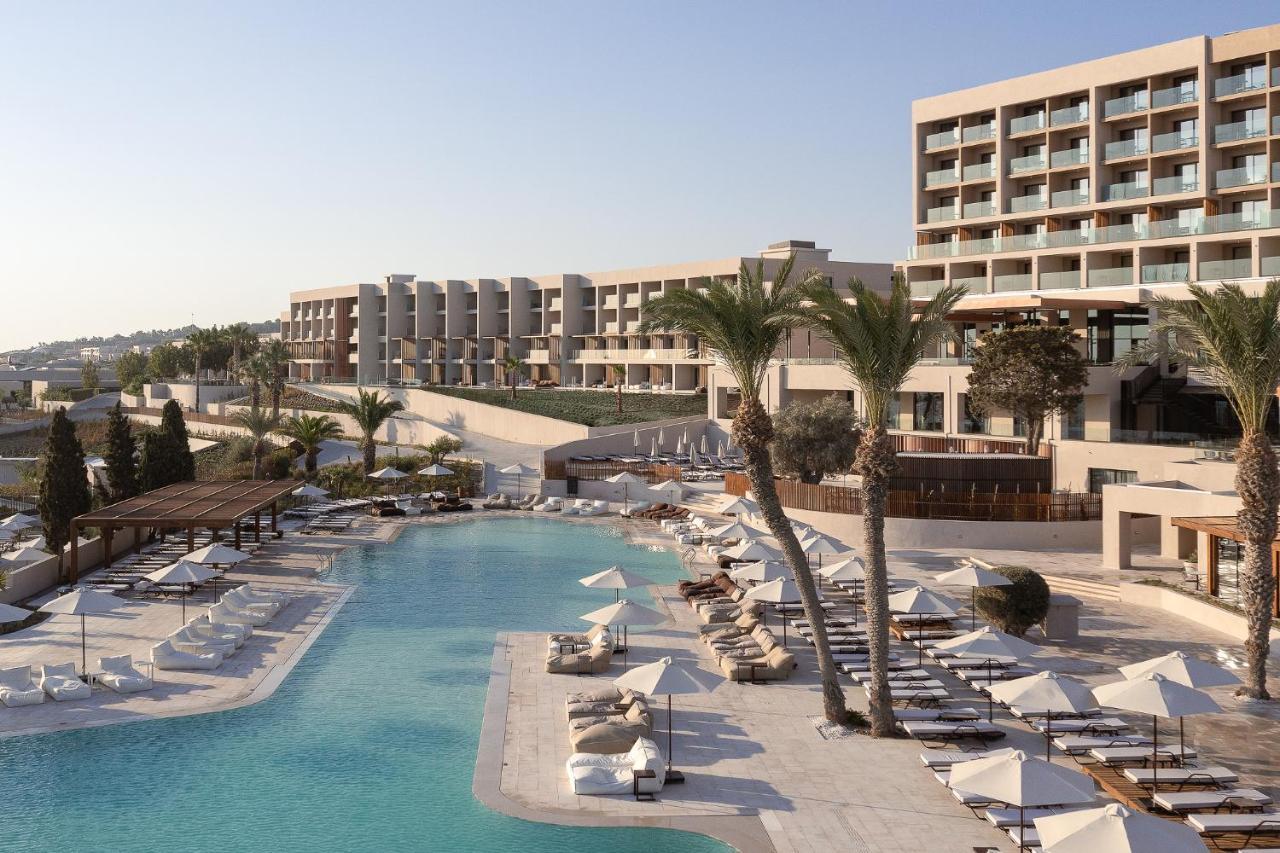 Helea Lifestyle Beach Resort Kallithéa Exterior foto The Westin Resort Marina El Alamein