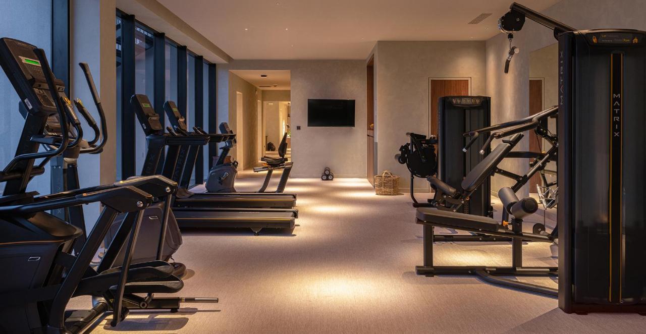Helea Lifestyle Beach Resort Kallithéa Exterior foto The gym at The Ivy Collection, 2018