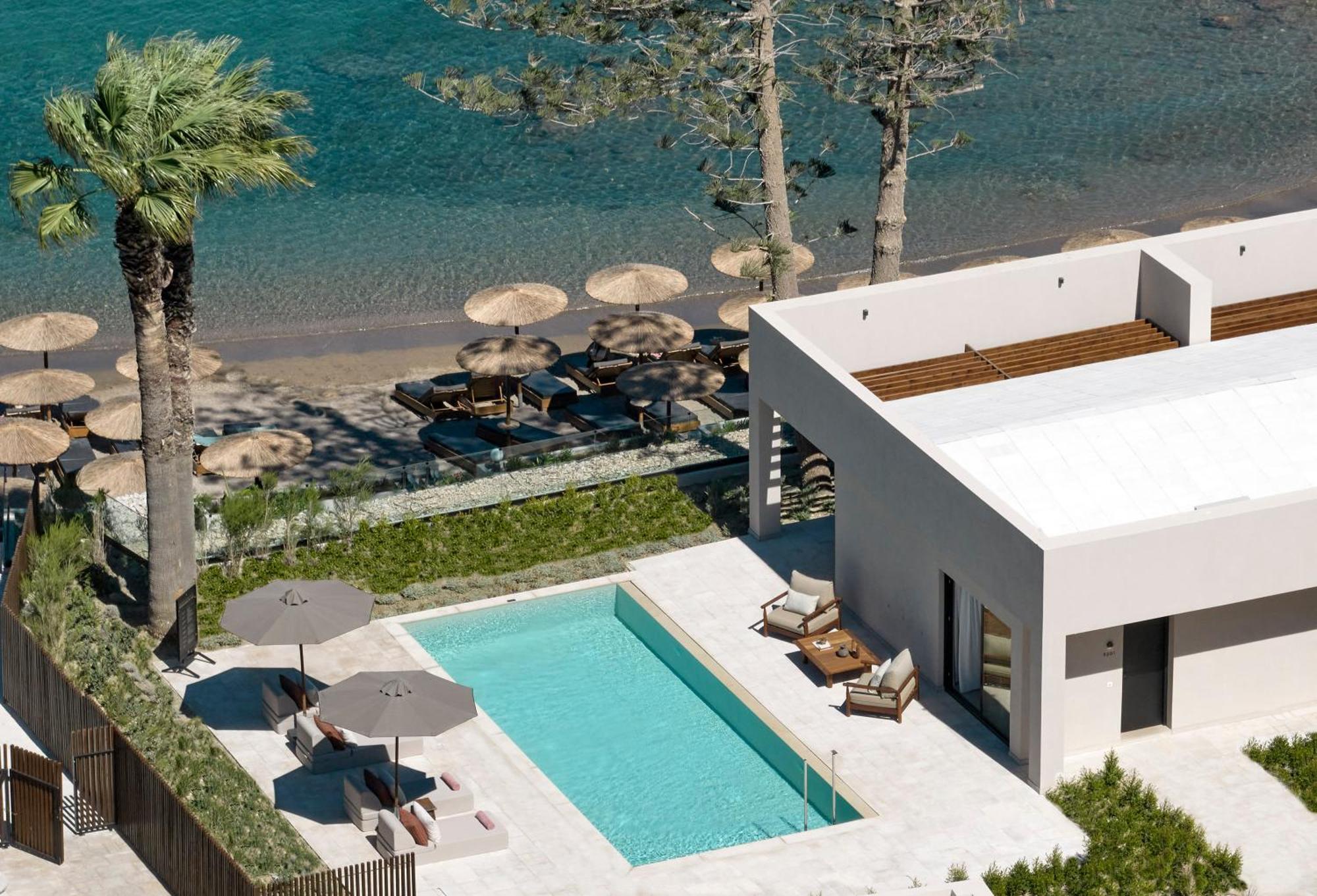 Helea Lifestyle Beach Resort Kallithéa Cameră foto The beach at the hotel